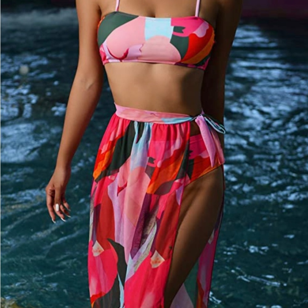 Colorful Abstract Women's Swim Set
